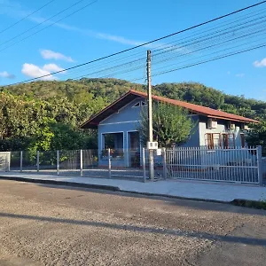 casa-centenria-no-centro-de.santa-catarina-brasil.com/